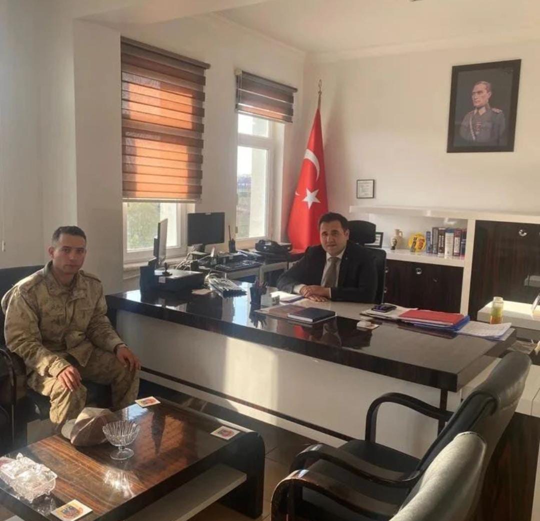 Kaymakamımız Sn. Ahmet GÖKCECİK, İlçe Jandarma Komutanlığı’ nı Ziyaret Etti